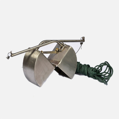 A lama que recolhe instrumentos de amostra do solo, enlameia o sedimento Van Veen Grab Sampler
